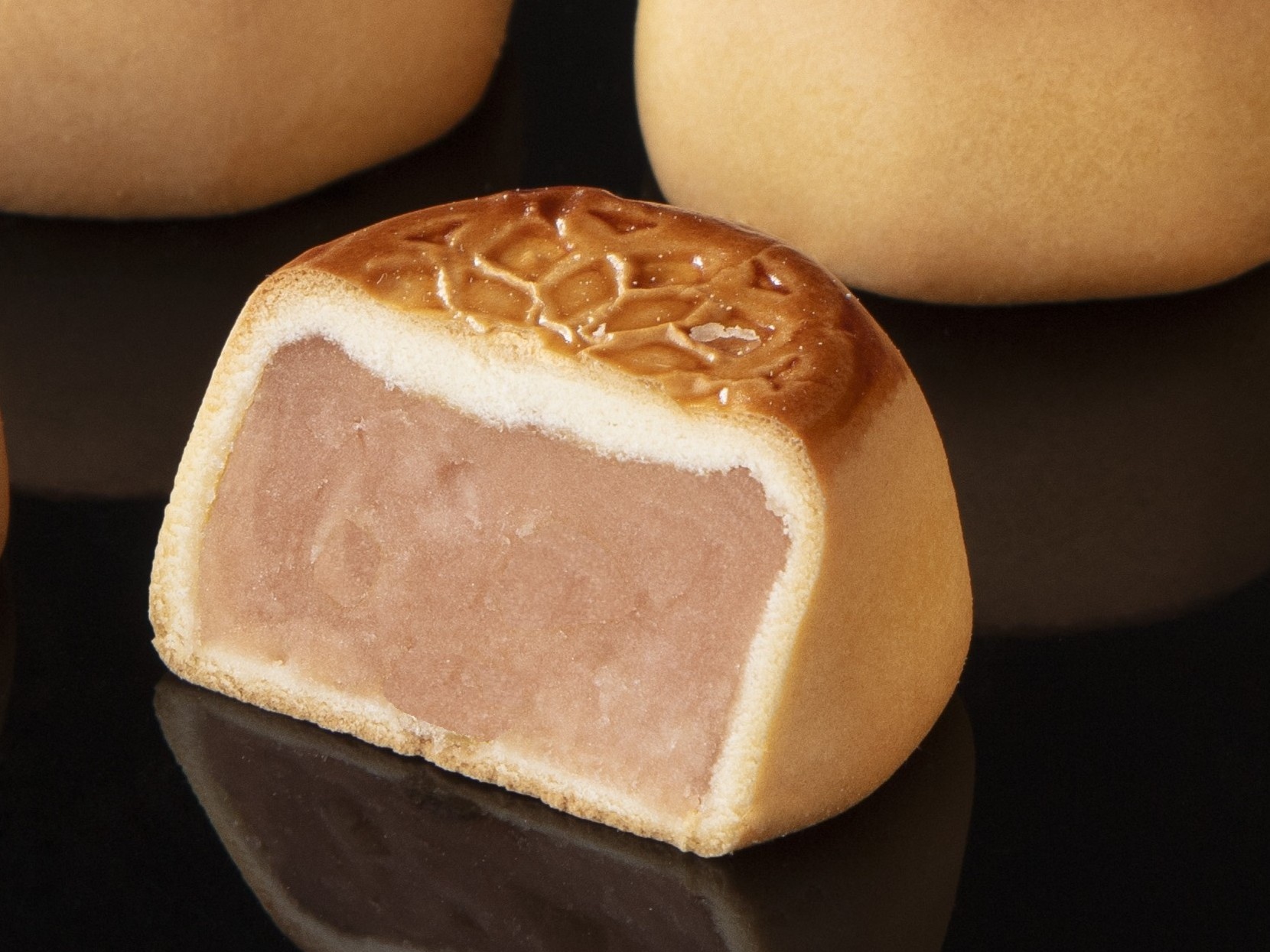 MOONCAKE - White Peach