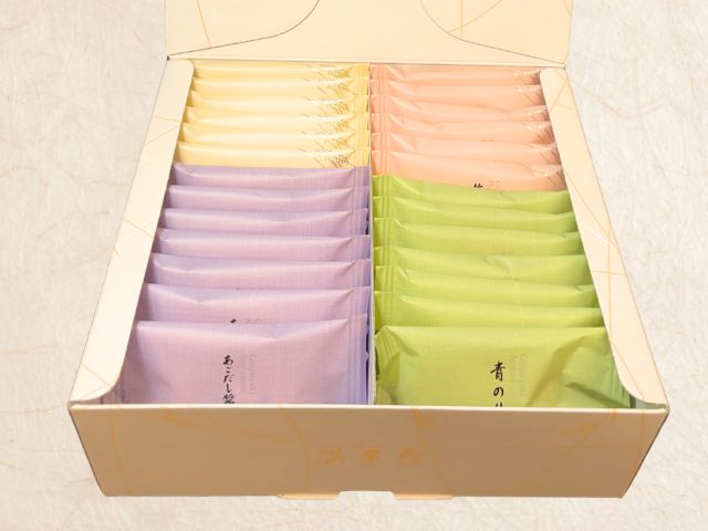 RICE CRACKER ASSORTMENT - K.Minamoto Online Store: WAGASHI | London