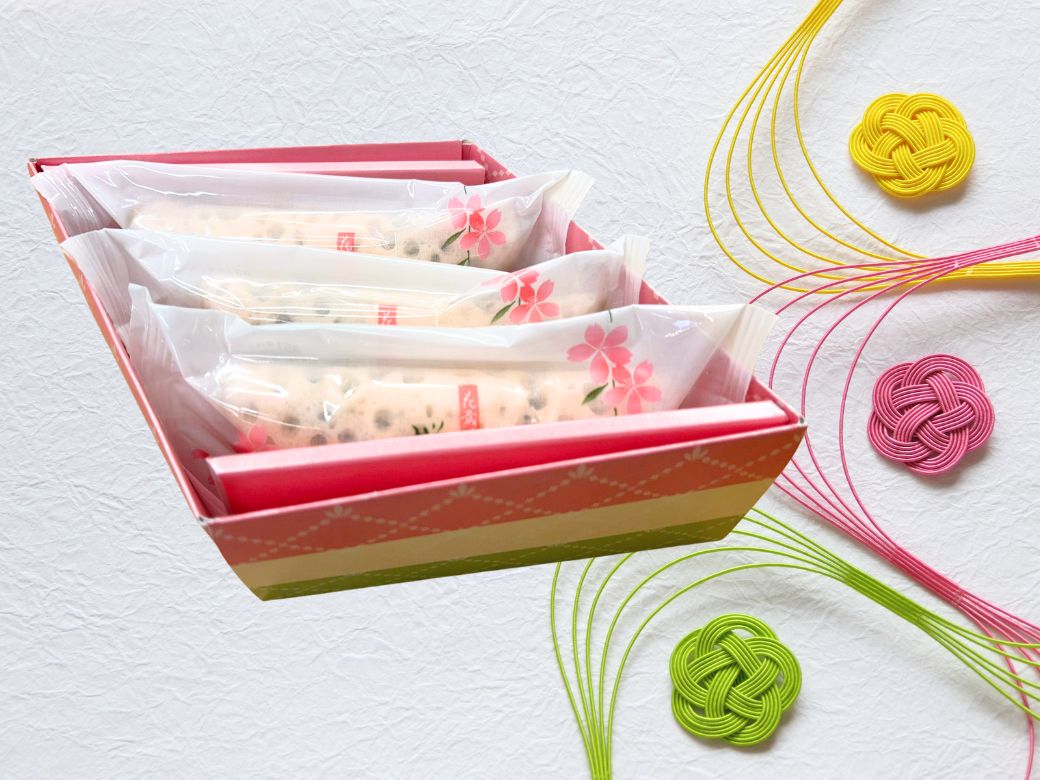 SAKURAGOROMO 3pcs (HINAMATSURI BOX)