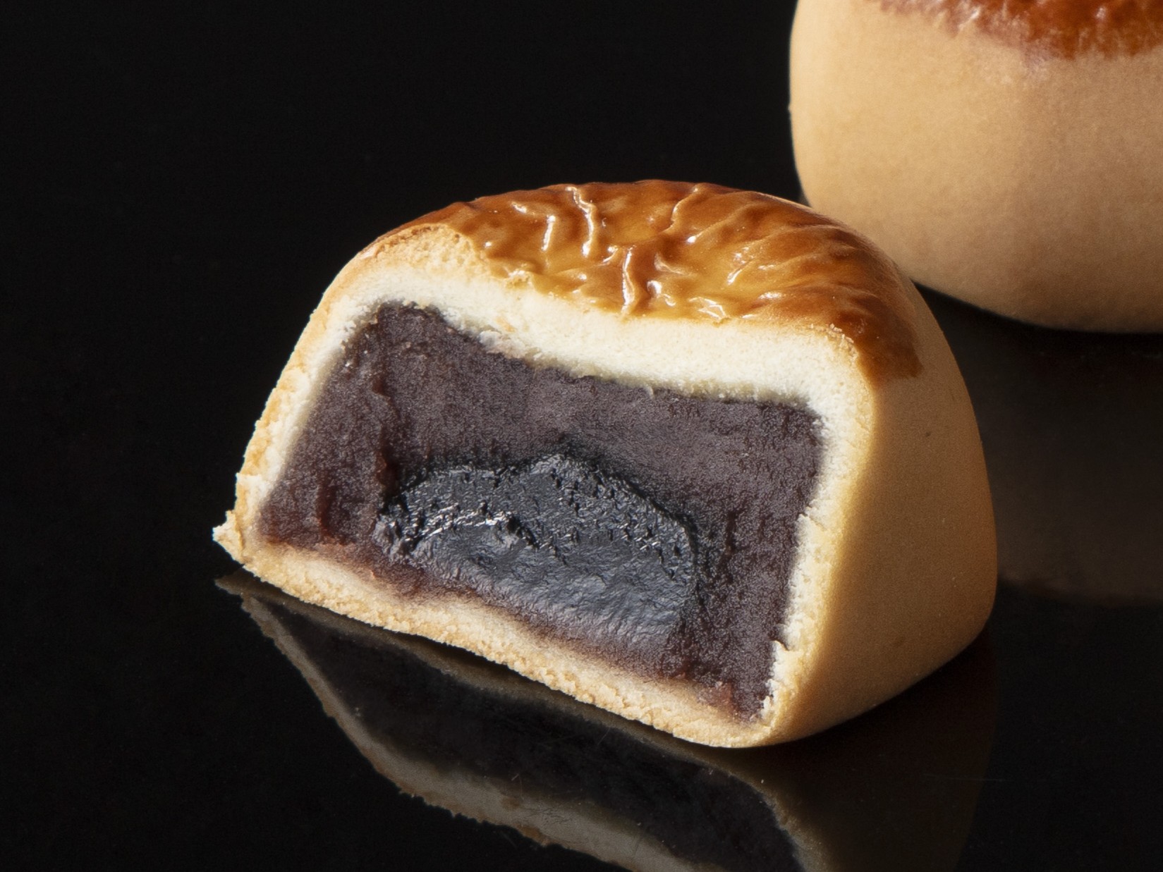 MOONCAKE - Black Sesame